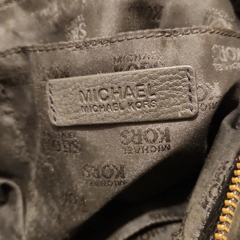 Michael Michael Kors, Black & Gold Satchel Purse - Picture 12 of 16